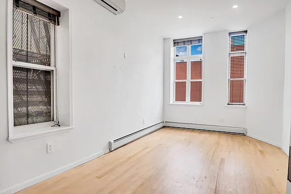 Rented by Compass | media 8