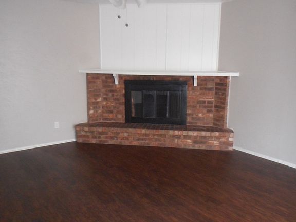 3rd image of 3209 Chalmette Ct