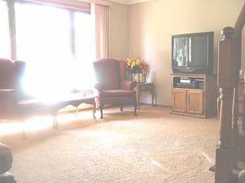 5th image of 4852 Summer Ln