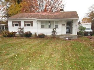 3692 W 232nd St, North Olmsted, OH