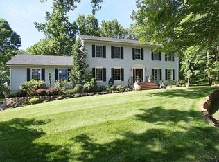 6 Berkshire Dr, Warren, NJ 07059