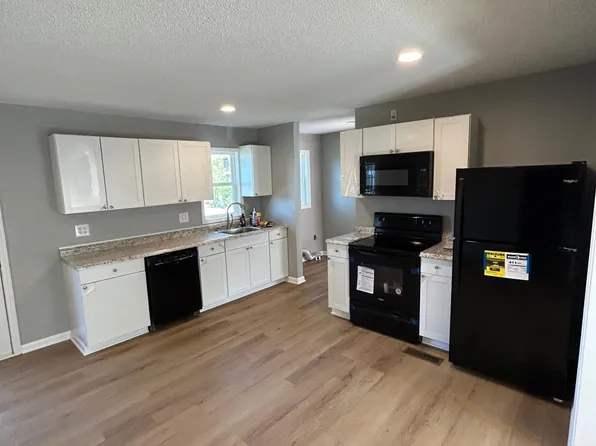 1406 Hayden St, Athens, AL 35611