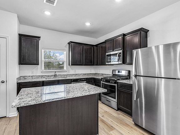 4th image of 10844 Quinn Ct