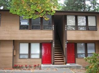 1101 SW Harrier Cir APT 103, Oak Harbor, WA 98277