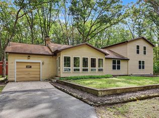6676 S Walker Rd, Fruitport, MI 49415