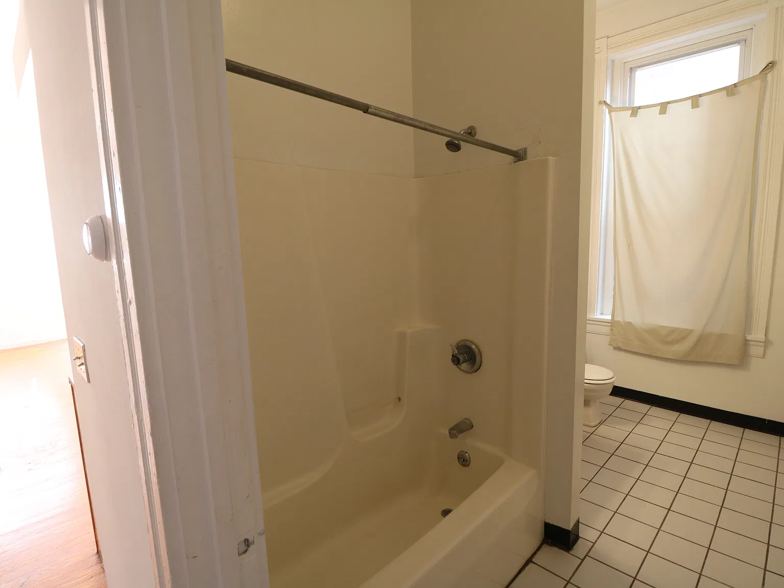 1 bed, $750 — Photo 3