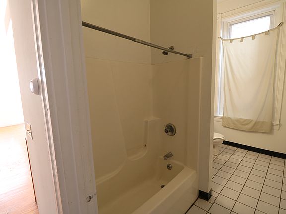 3rd image of 2373 Wheeler St APT 2