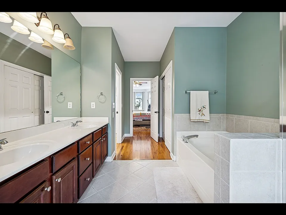106 Buckhead Ct