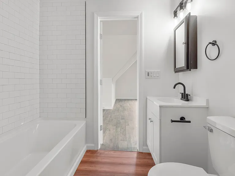66 Richards Pl #3 — Photo 3