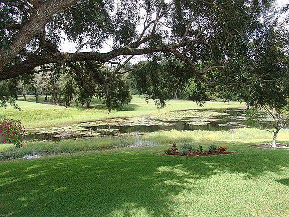 SPECTACULAR POND VIEW