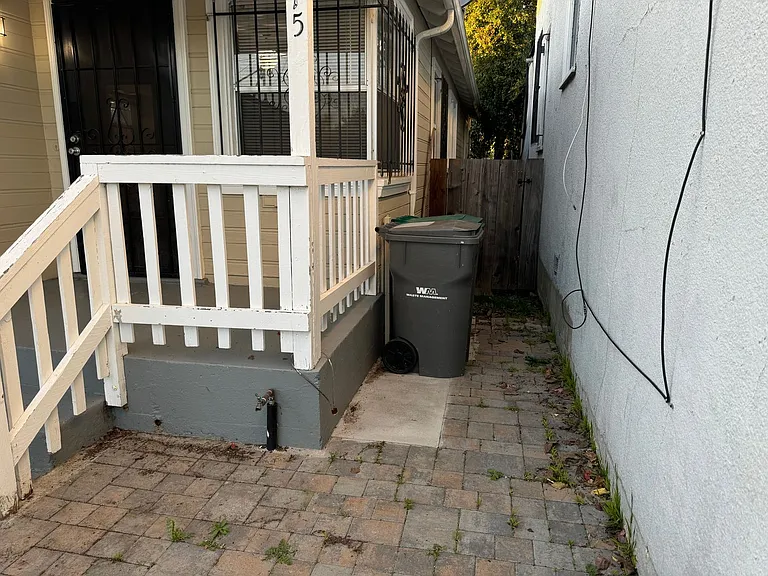 3215 Star Ave — Photo 8