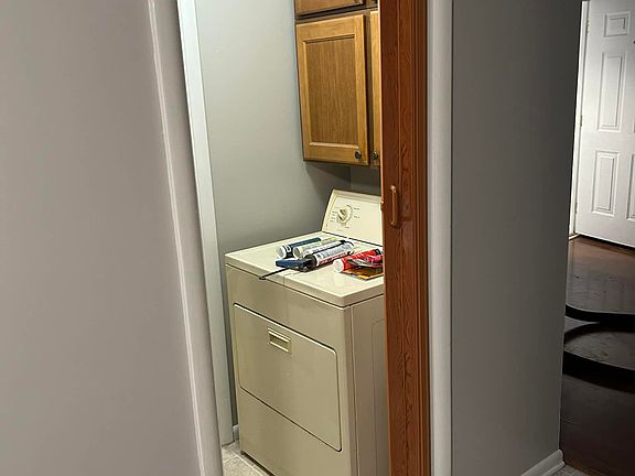5th image of 109 W Clay St #109
