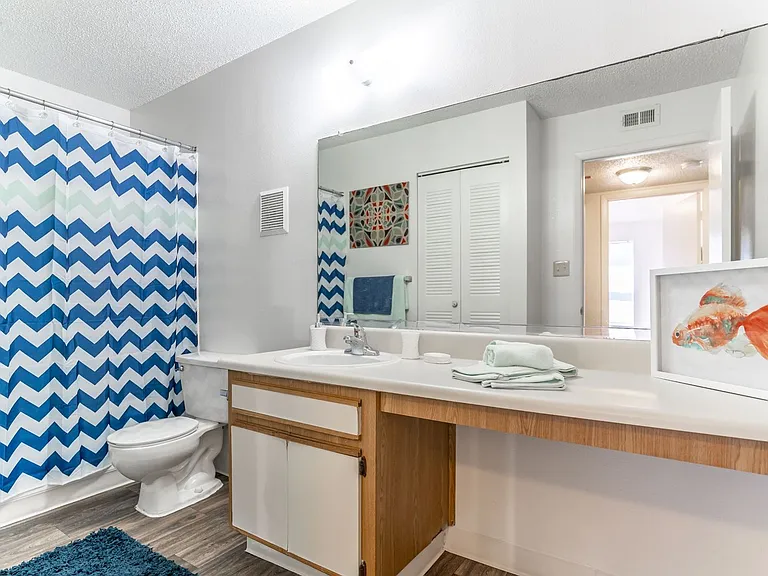 Barber Park Apartments — Photo 15