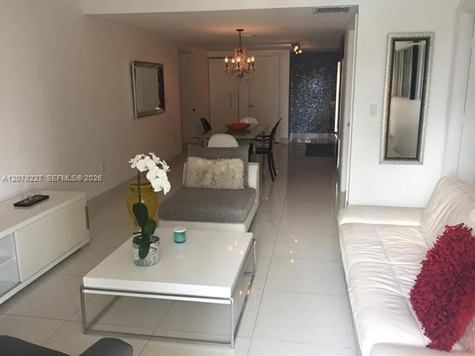 485 Brickell Ave #CU-1811
