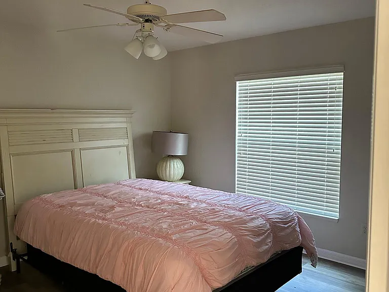 2071 Westchester Way — Photo 32