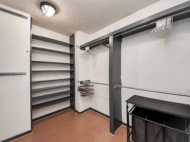 7877 Kendalia Dr — Photo 38