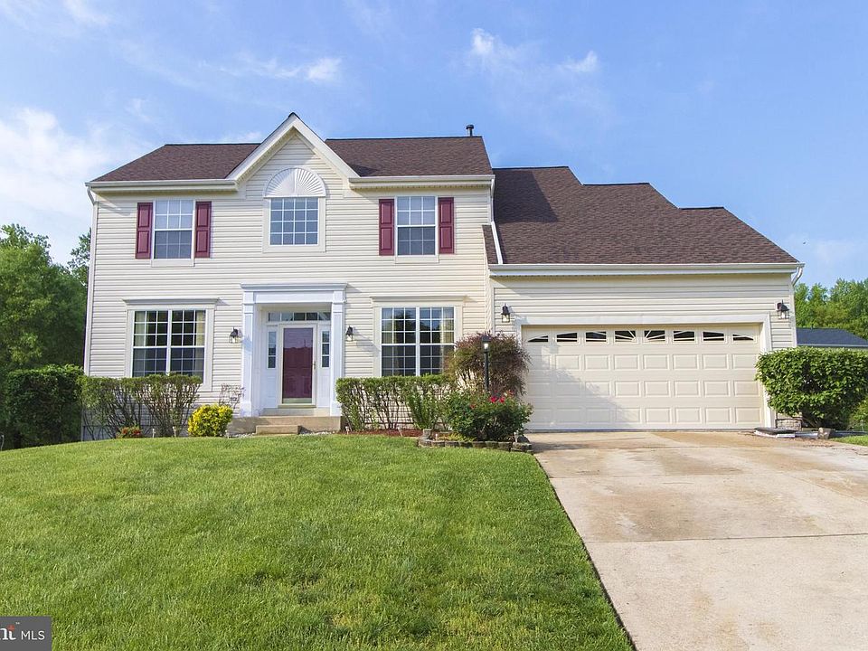 1st image of 311 Nairn Ct