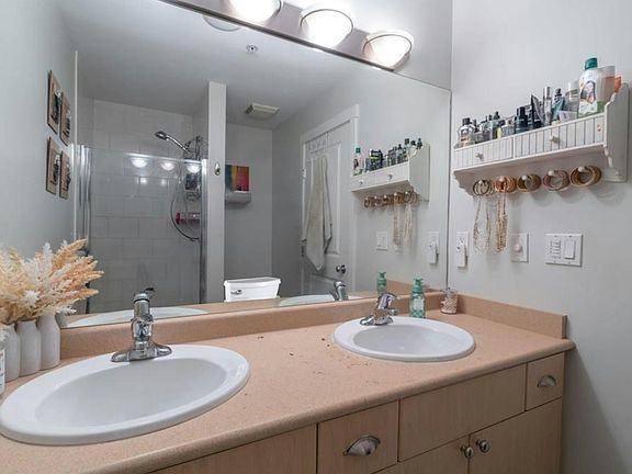 3rd image of 12711 64th Ave #80