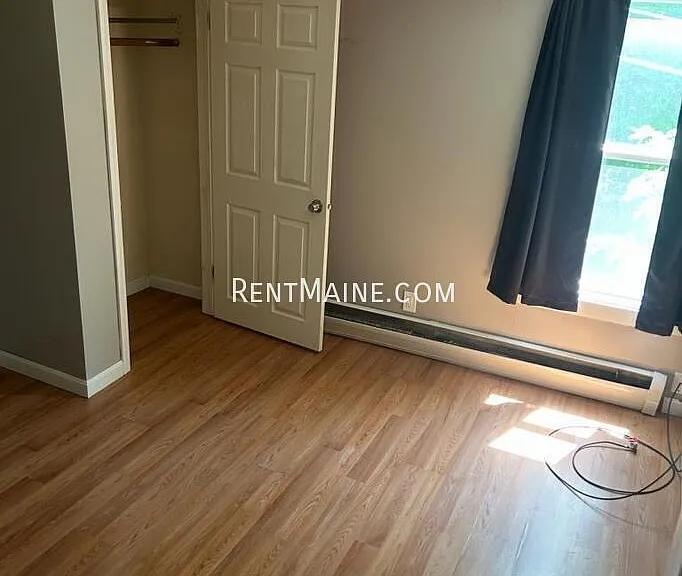 27 Eastern Ave #5 — Photo 4