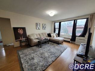 2013 W Morse Ave, Chicago, IL 60645