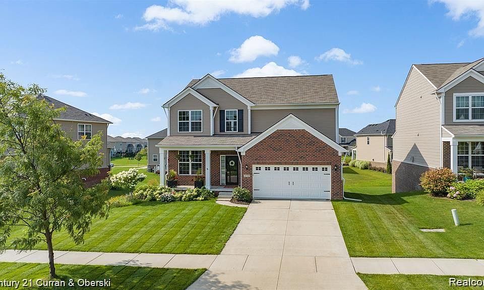1st image of 30141 Macintosh Ln