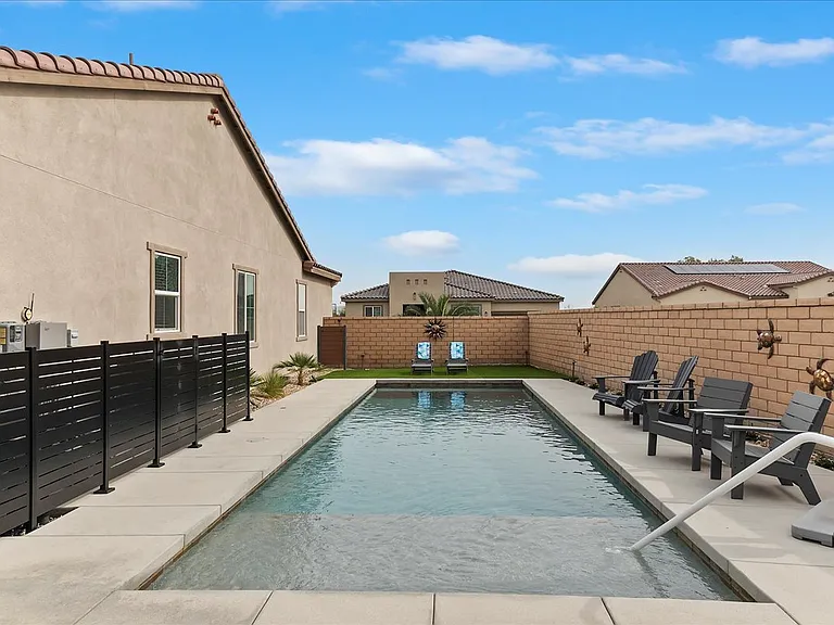 58171 Aragon Way — Photo 32
