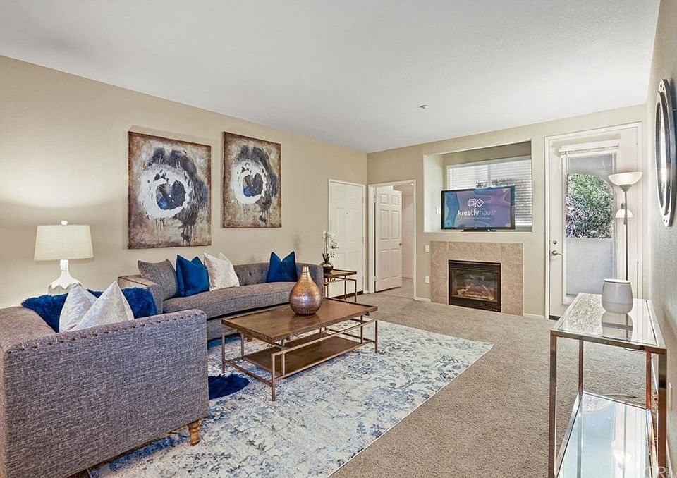 1st image of 41410 Juniper St Unit 422