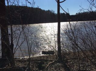 51 Arrowhead Ln, Clarksville, VA 23927