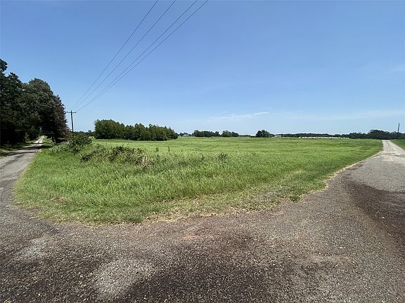 3rd image of 2 County Road 358 #Fm-900