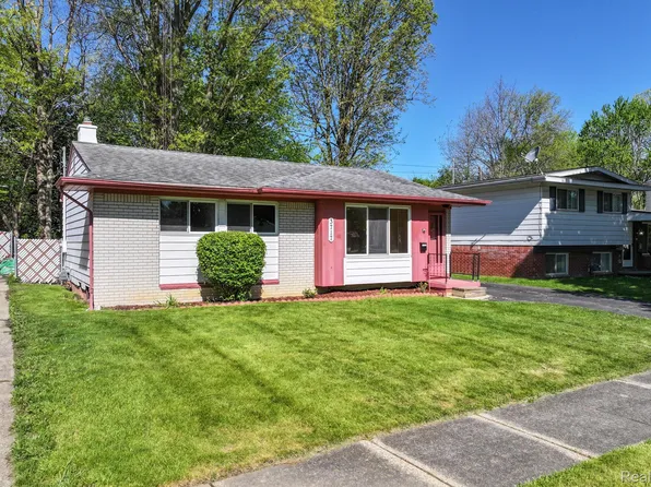 3717 Aldon Ln, Flint, MI 48506