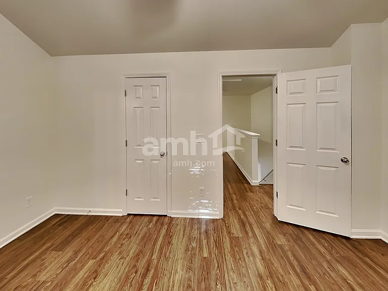 105 Hidden Creek Dr — Photo 9