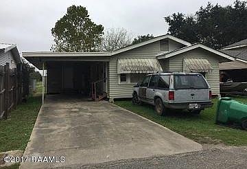 1st image of 907 S Avenue O