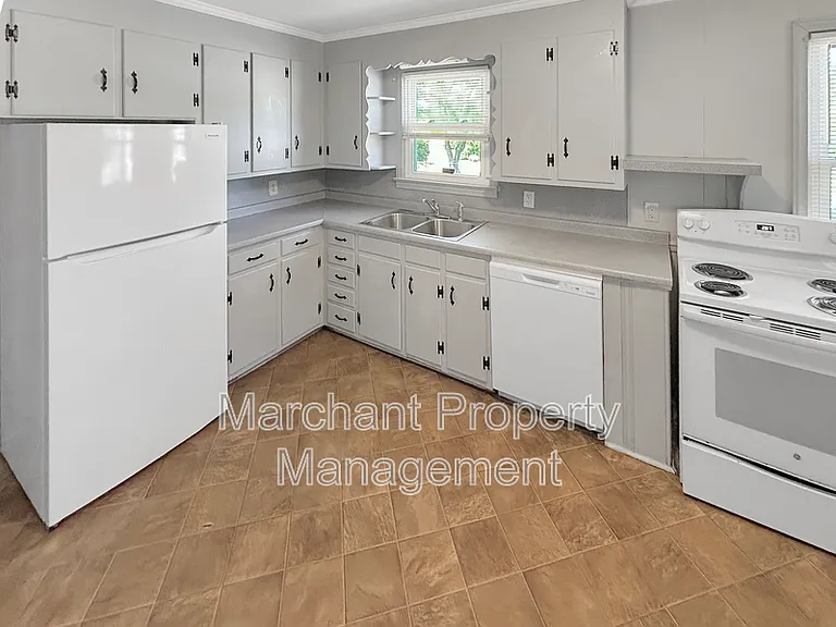 14 Garren Dr — Photo 9