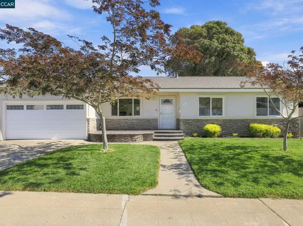 8125 Holanda Ln, Dublin, CA 94568