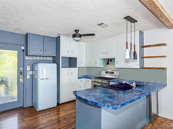 5th image of 5469 Soundside Dr