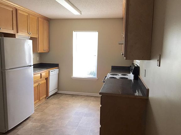 5th image of 1310 Baymeadows Dr APT B