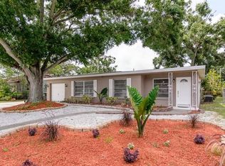 711 Orange View Dr, Largo, FL 33778