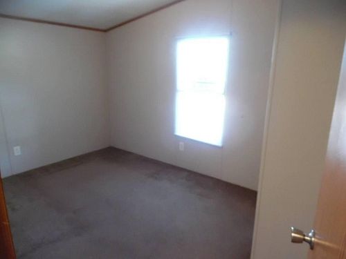 3rd image of 2913 Arbutus St