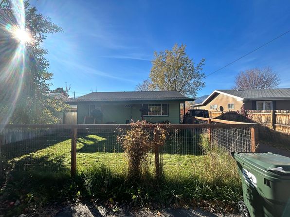 407 Cooper Ln