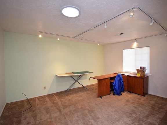 4th image of 3605 N Coronado Ave