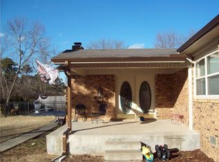 7134 Chrisman Dr, Ozark, AR 72949