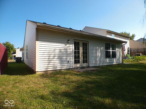 2nd image of 639 Deer Trail Dr