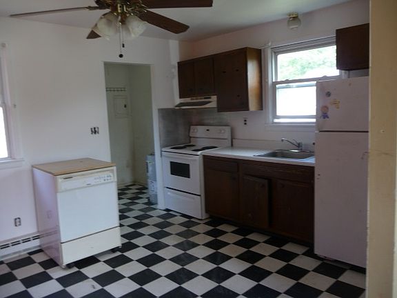 3rd image of 203 Arizona Ave