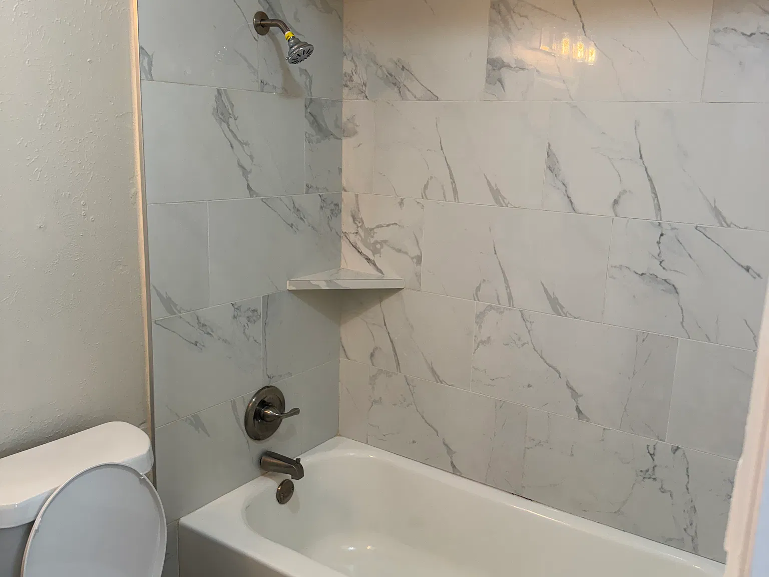 3 bed, 1198 sqft, $1,700 — Photo 4