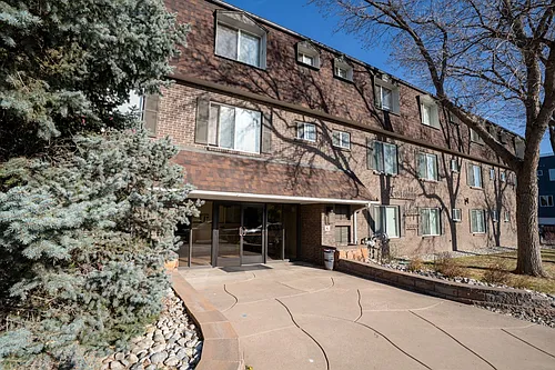 Lorinda Apartments Photo 1