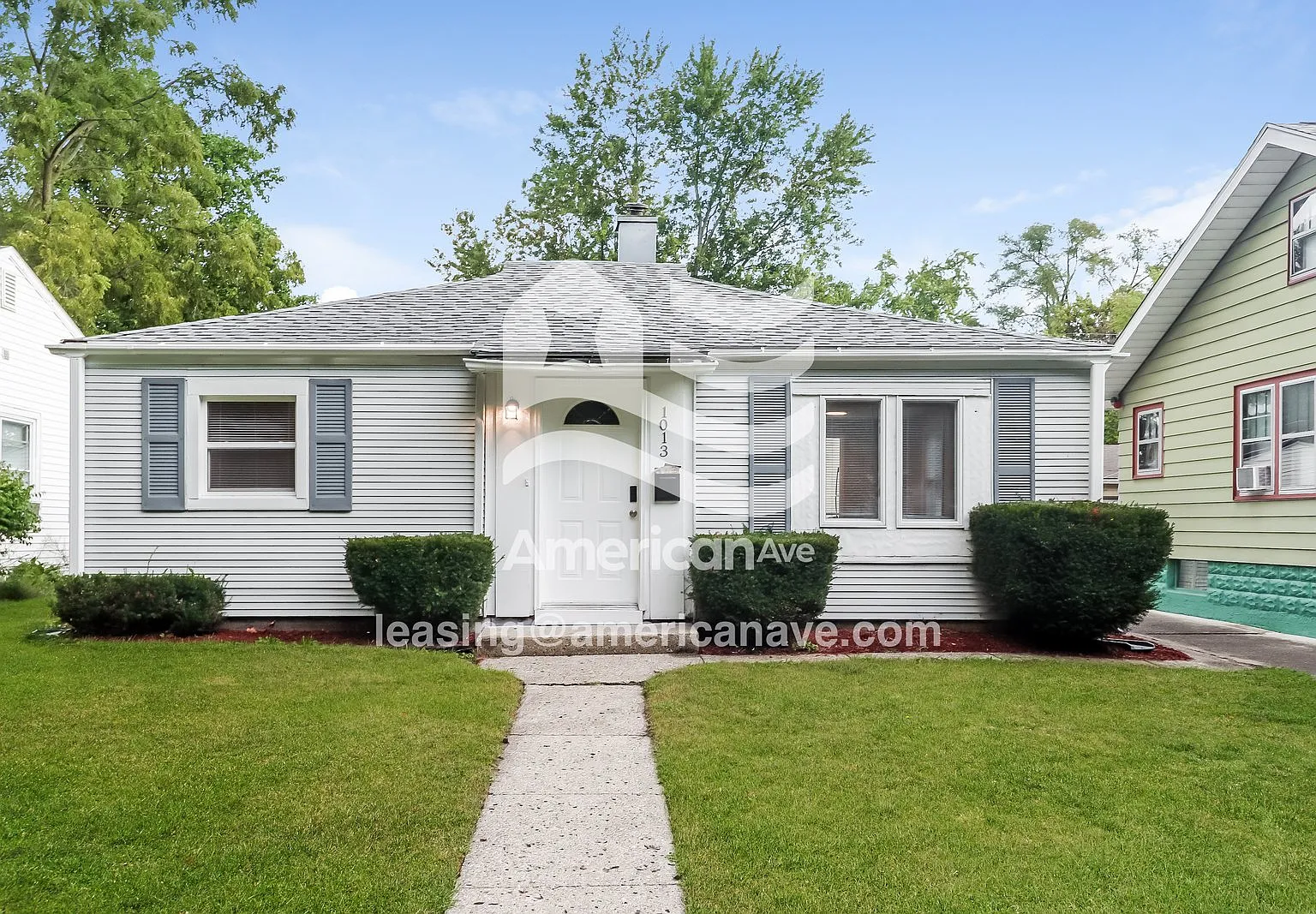 3 bed, 1.0 bath, 862 sqft, $1,070 — Photo 1
