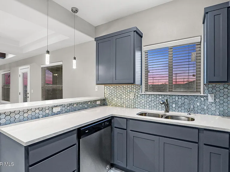 3496 David Palacio Dr — Photo 30