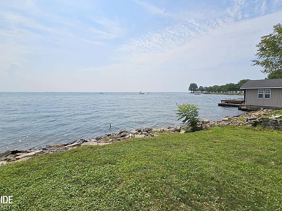 3rd image of 37384 Lakeshore Dr