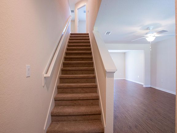 Entrance & Stairwell