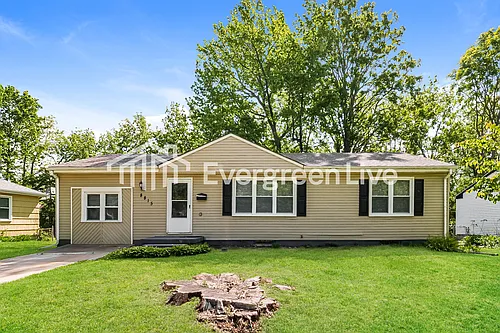 8815 Kentucky Ave Photo 1